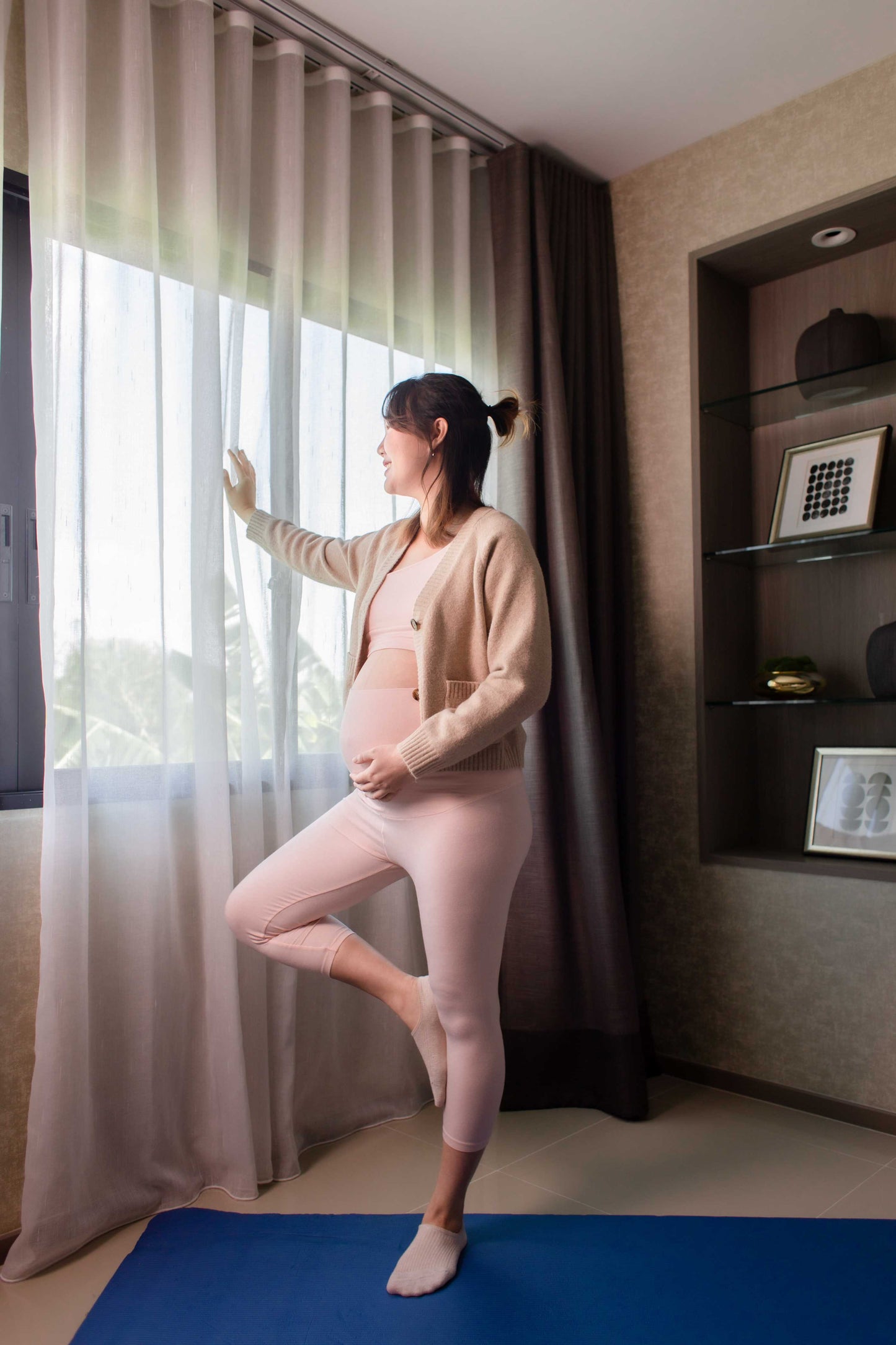 Capri Maternity Leggings